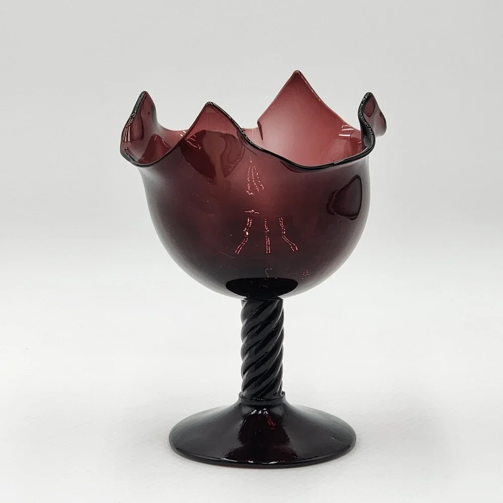 Vintage MCM Amethyst Glass Hand Blown Handkerchief Rim Twisted Stem Vase 9 inch